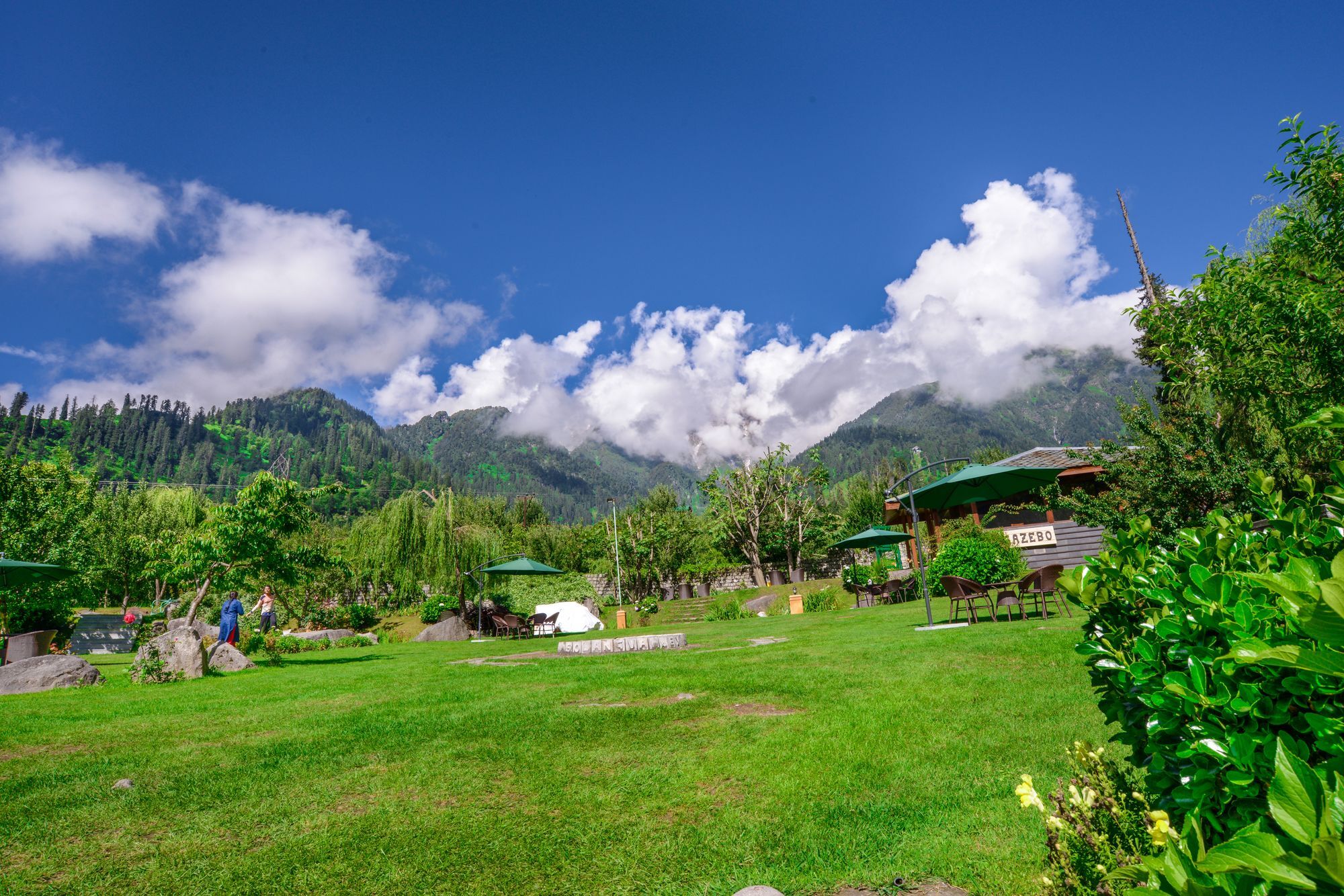 Solang Valley Resort Palchān Exteriör bild